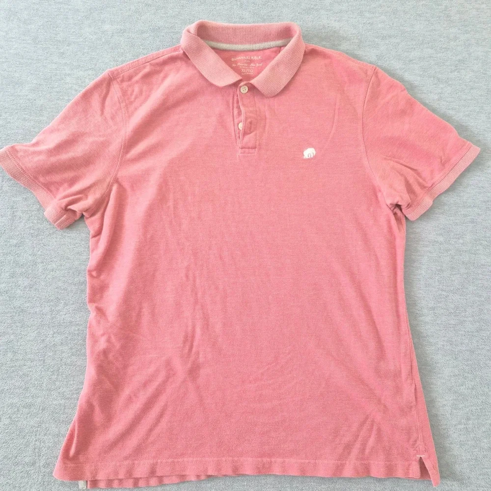 Banana Republic Mens XL Salmon Pink Pique Polo Shirt Elephant Logo Short Sleeve